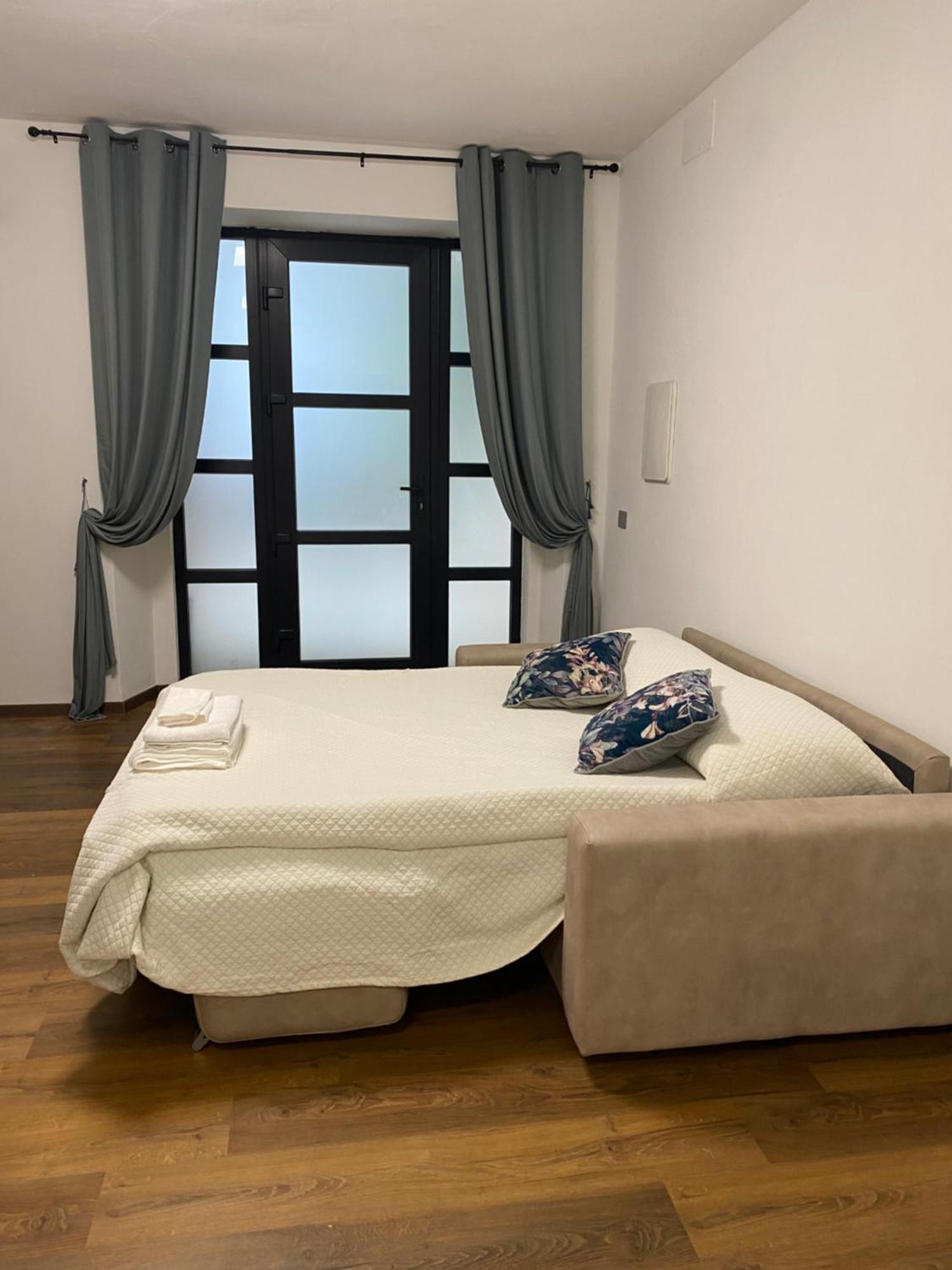Enjoy Siena Apartment ภายนอก รูปภาพ